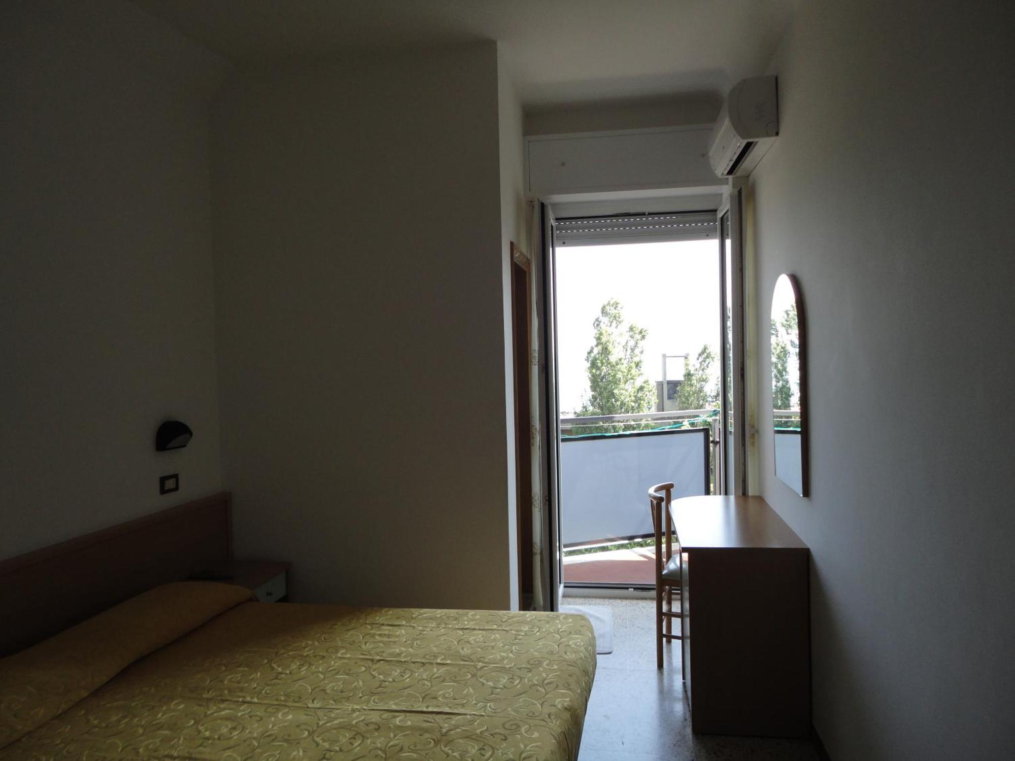 Hotel Euromar Rimini Bagian luar foto